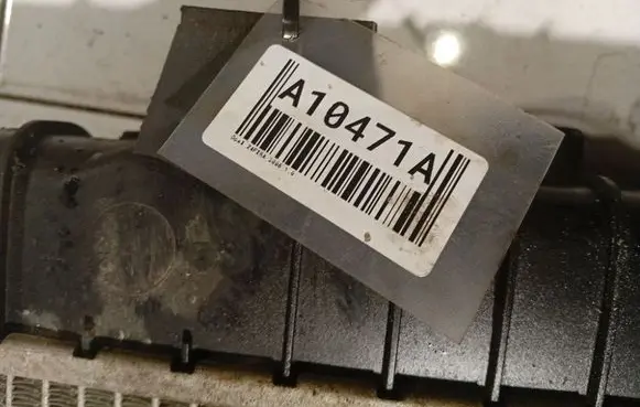 Opel Zafira B Coolant radiator 