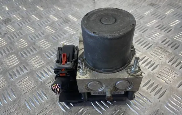 Audi A4 S4 B8 8K ABS Pump 8E0614517AK 0265234336
