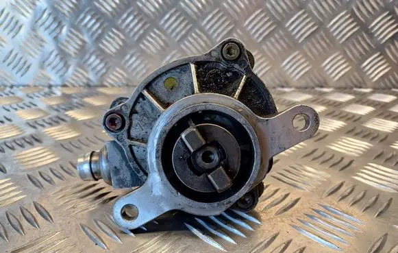 Renault Espace - Grand espace IV Vacuum pump 8200102535