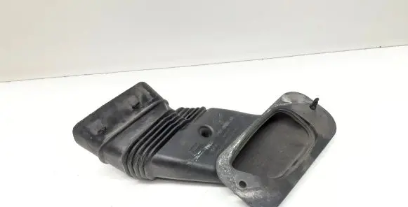 Volvo C30 Air intake duct part 30741749 7M519E635GD