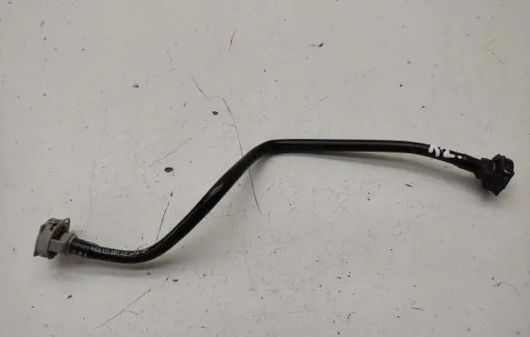 Coolant pipe/hose