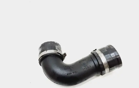 Volvo XC70 Intercooler hose/pipe 30751920