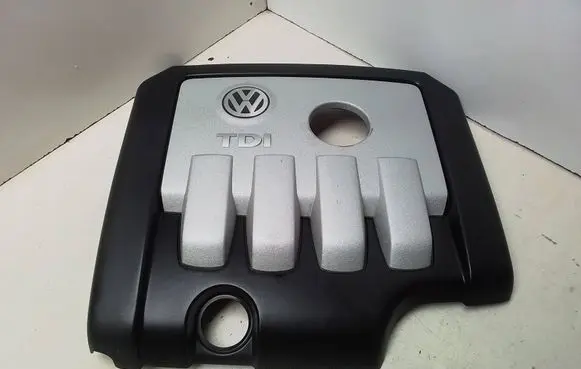 Volkswagen Golf V Engine cover (trim) VW03G103 03G103925BQ 03G103925BF