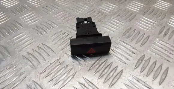 Nissan X-Trail T31 Hazard light switch 06016