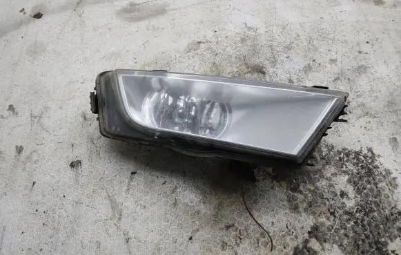 Skoda Octavia Mk3 (5E) Front fog light 5E0941700 7190100001