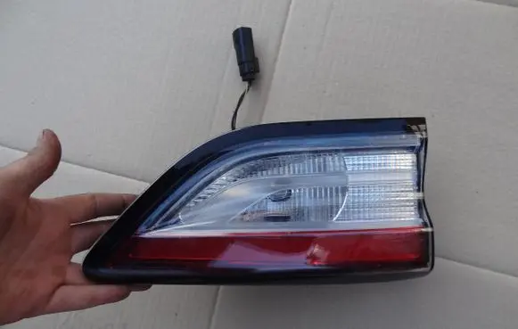 Ford Kuga III Tailgate rear/tail lights LV4B13A603AN