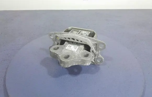 Alpine B3 B4 B5 B6 E90 E91 E92 E93 Gearbox mounting bracket 6886197