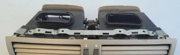BMW 7 E65 E66 Dash center air vent grill