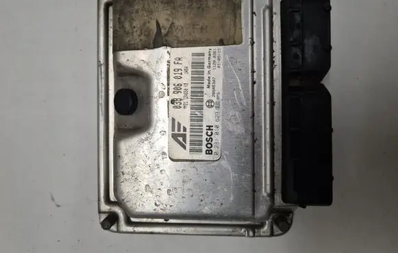 Ford Galaxy Engine control unit/module 038906019FA 0281010629
