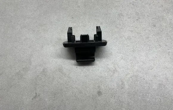 Mercedes-Benz C W204 Sun visor clip/hook/bracket