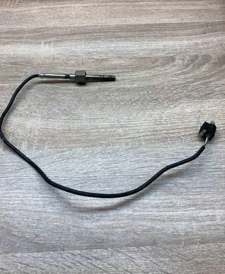 Mercedes-Benz ML W166 Exhaust gas temperature sensor A0009053905