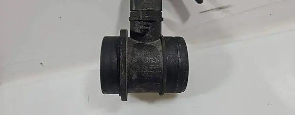 Volkswagen Golf V Mass air flow meter 0281002531 038906461B