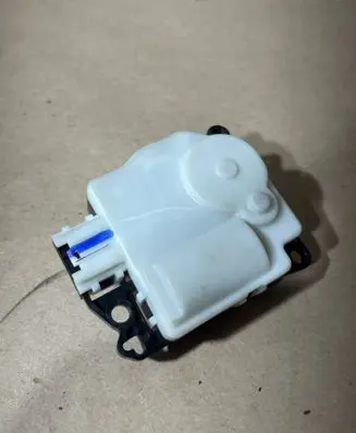 A/C air flow flap actuator/motor