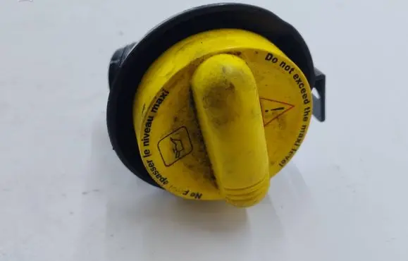 Nissan Juke II F16 Oil filler cap 152599115R A2820181800