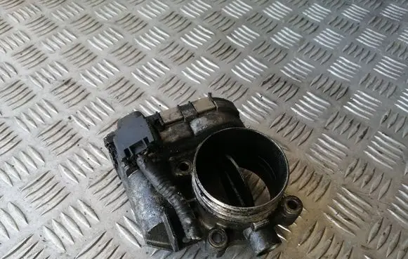 Volvo V50 Throttle valve 8692720 0281002701