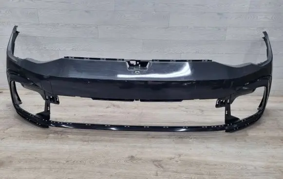 Volkswagen Golf VIII Front bumper 5H0807221G