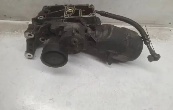 BMW 3 E46 Oil filter mounting bracket 1713838