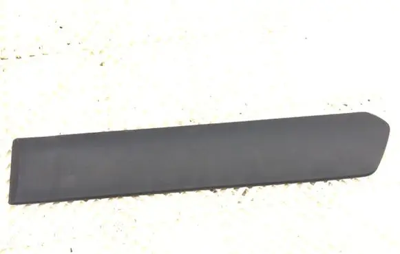 Suzuki SX4 Rear door trim (molding)