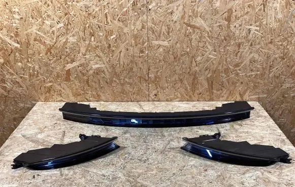 Porsche Taycan 9J1 Rear/tail lights 9j0945082k 9j1945096a 9j1945095a