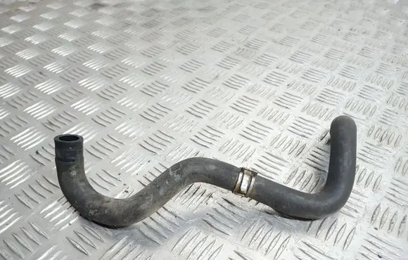 Mitsubishi Lancer VIII Engine coolant pipe/hose