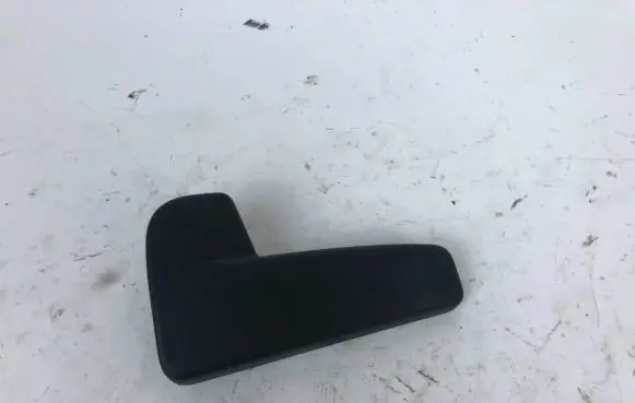 Volkswagen Golf VII Engine bonnet (hood) release handle 6R1823533