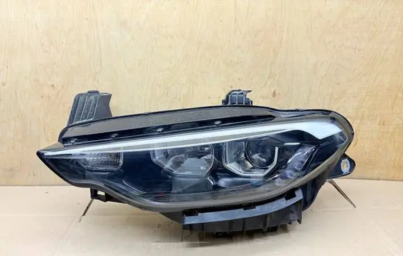 Fiat Tipo Headlight/headlamp 521451740E 01058099400010 0045020