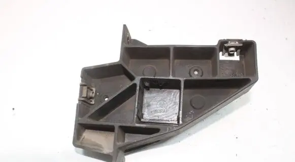 Jeep Cherokee Radiator support slam panel bracket 68224505AA