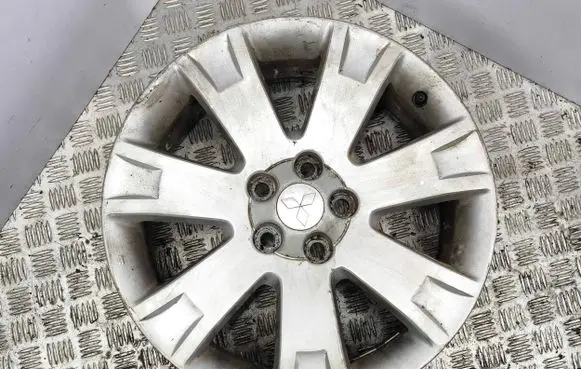 Mitsubishi Outlander R18 alloy rim 4250B593