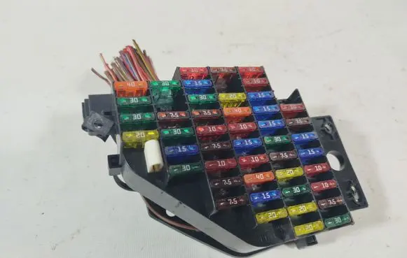 Fuse box set