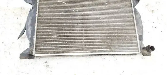 Audi A4 S4 B6 8E 8H Coolant radiator 8E0121284B