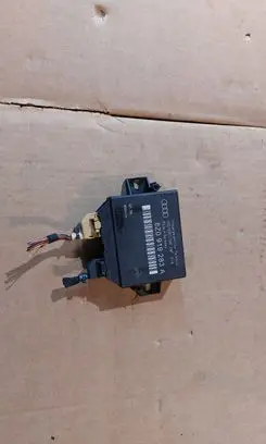 Audi A4 S4 B6 8E 8H Parking PDC control unit/module 8Z0919283A H02SD07C86