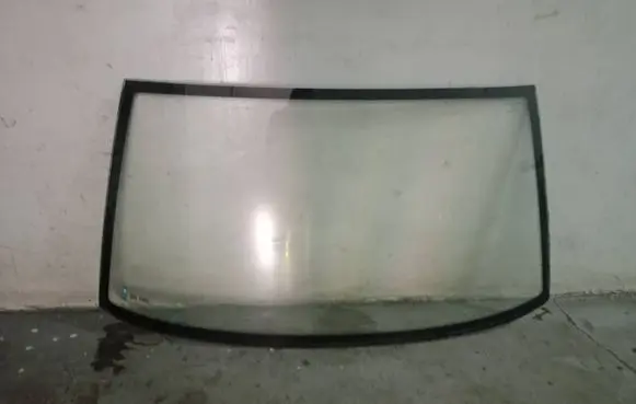 FSO Polonez Front windscreen/windshield window 