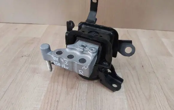 Toyota RAV 4 (XA50) Engine mount vacuum valve 