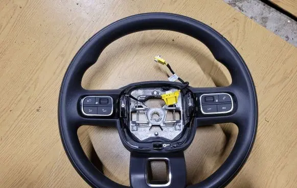 Citroen C3 Steering wheel 98164325ZD 39698371C