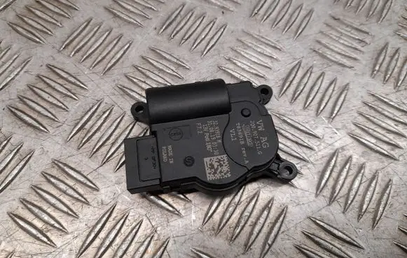 Audi Q3 F3 Air flap motor/actuator 2Q0907511G