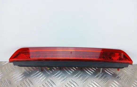 Peugeot 3008 II Third/center stoplight 9811951080