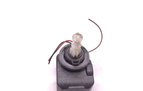 Headlight level adjustment motor
