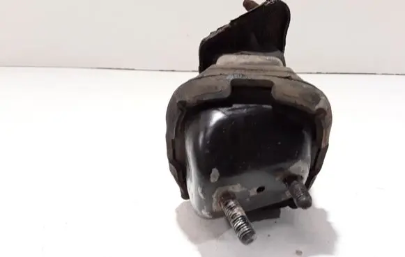 Chrysler 300M Engine mount bracket 4593184 4593242