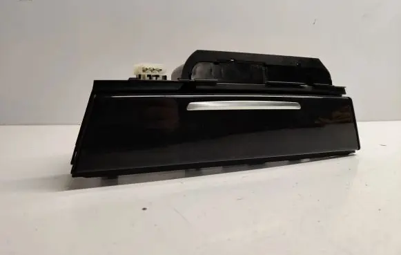 BMW 7 F01 F02 F03 F04 Car ashtray 9119317