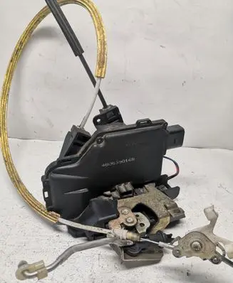 Audi A6 S6 C5 4B Rear door lock 4B0839016B