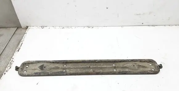 Radiator support slam panel bracket