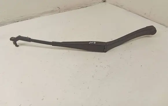 Mercedes-Benz E W212 Front wiper blade arm A2128201144