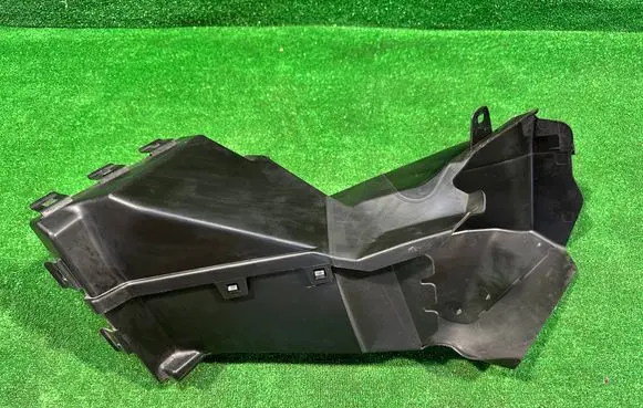 DS Automobiles 9 Intercooler air guide/duct channel 9833560580