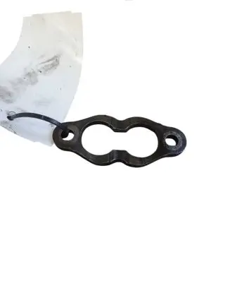 Volkswagen PASSAT B6 Fuel Injector clamp holder 
