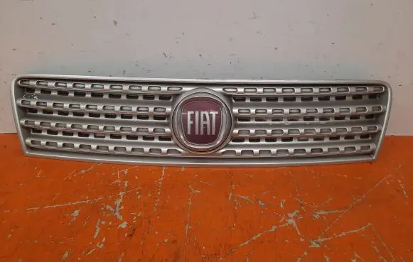 Fiat Punto (199) Front grill 46849442