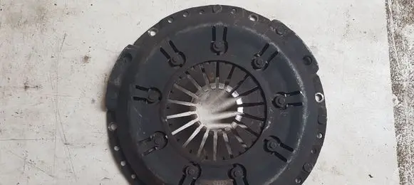 Volkswagen PASSAT B5 Pressure plate 4122 07510
