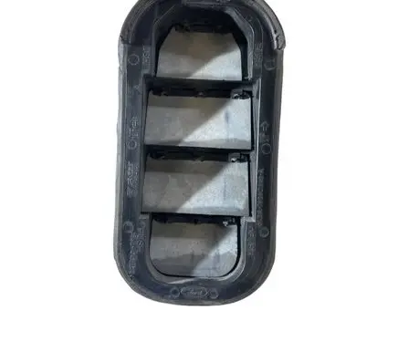 Ford Ecosport Quarter panel pressure vent 6L2A7828O862A 6L2A78280862A