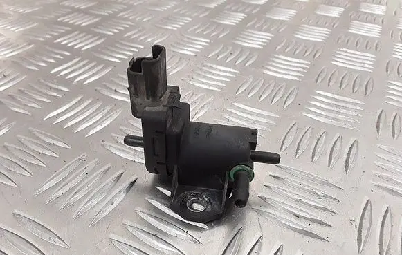 Peugeot 208 Turbo solenoid valve 9688124580