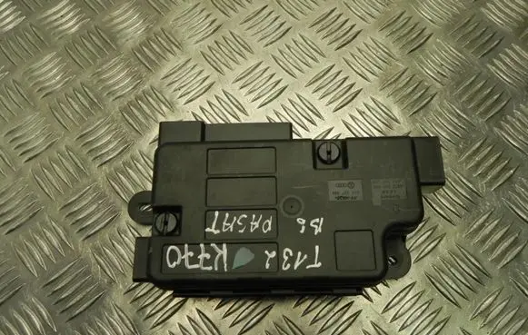 Volkswagen PASSAT B6 Fuse box set 3C0937548 K770