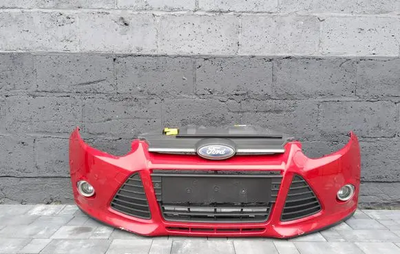 Ford Focus Front bumper BM5117757A